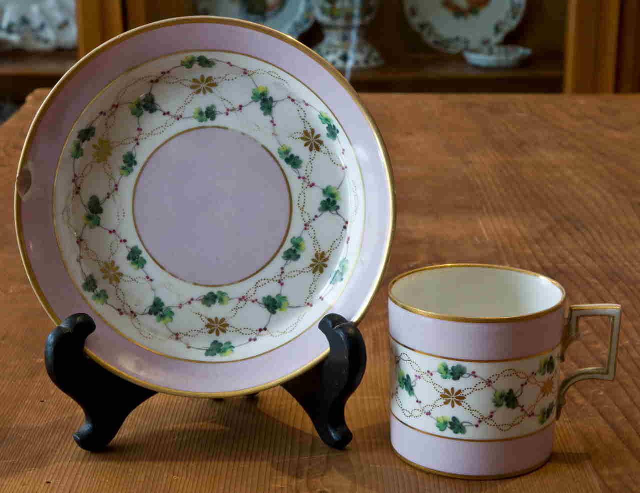 motivi decorativi geometrici e vegetali (tazza) di Manifattura Imperiale di Vienna (XIX)