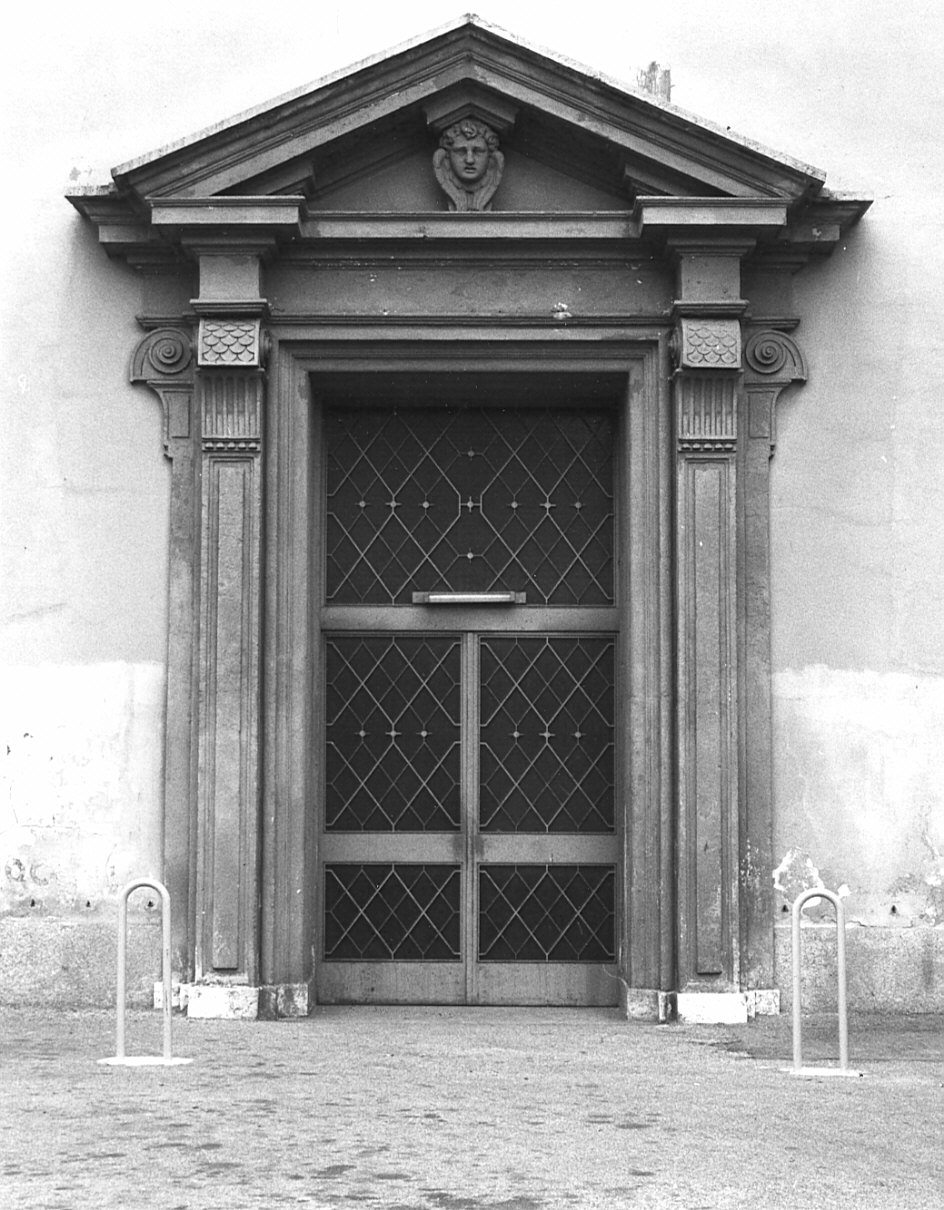 mostra di portale, opera isolata - bottega lombarda (fine sec. XVI)