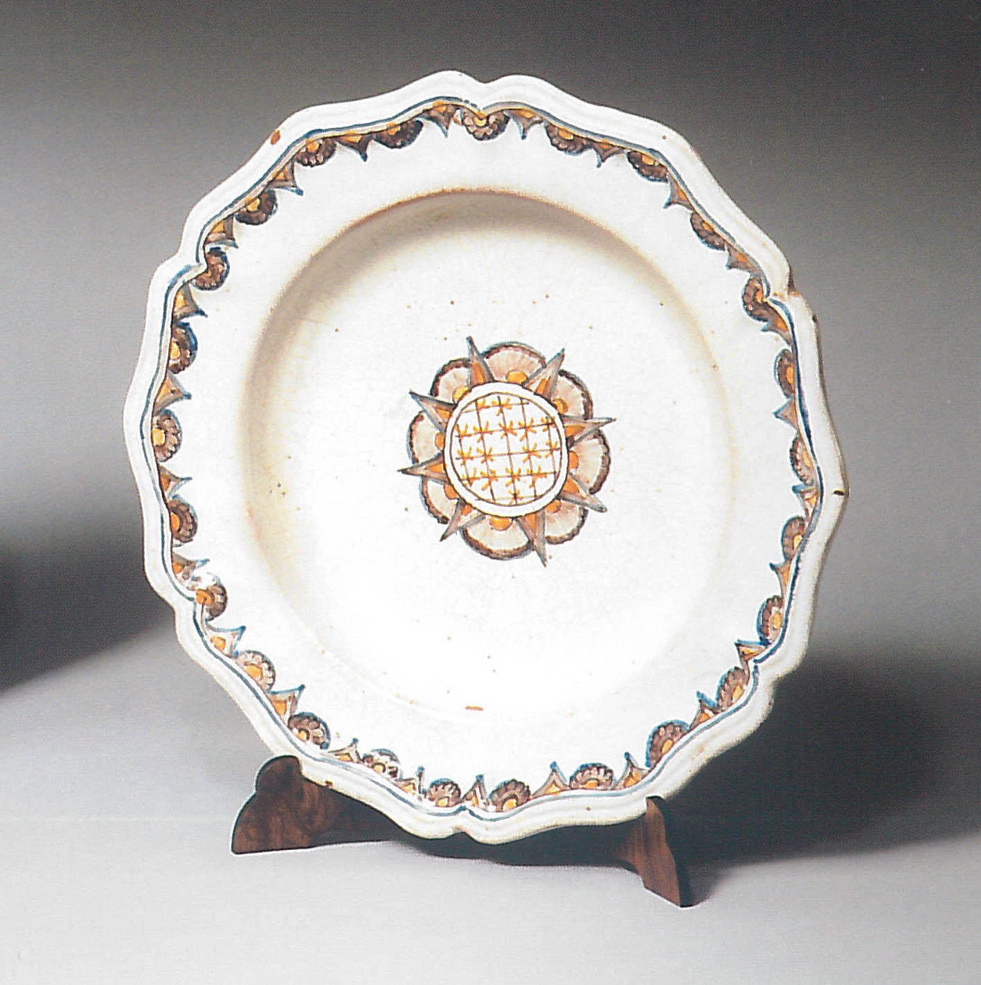 rosa dei venti (piatto) di Marchitto, Domenico (?) (fabbrica) - manifattura cerretese (seconda metà XVIII)