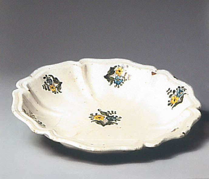 fiori (piatto fondo) - manifattura cerretese (metà XVIII)