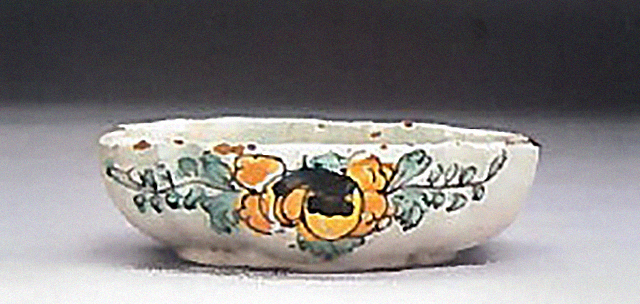 decorazione floreale (salsiera) - manifattura cerretese (fine XVIII)