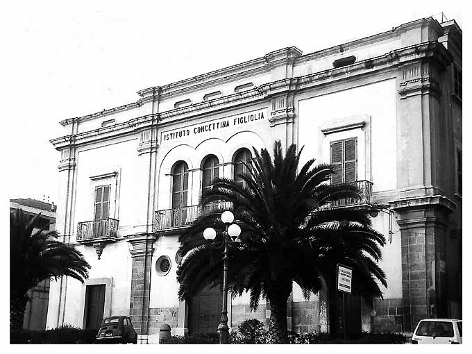 PALAZZO FIGLIOLIA, gia' PALAZZO CUTINO (palazzo) - Foggia (FG) 