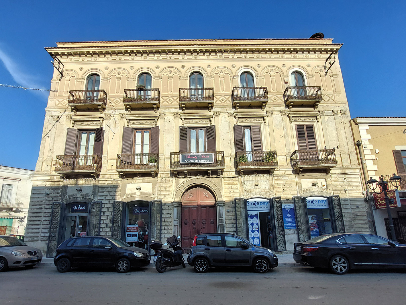 Palazzo Moccia (palazzo, privato) - Cerignola (FG) 