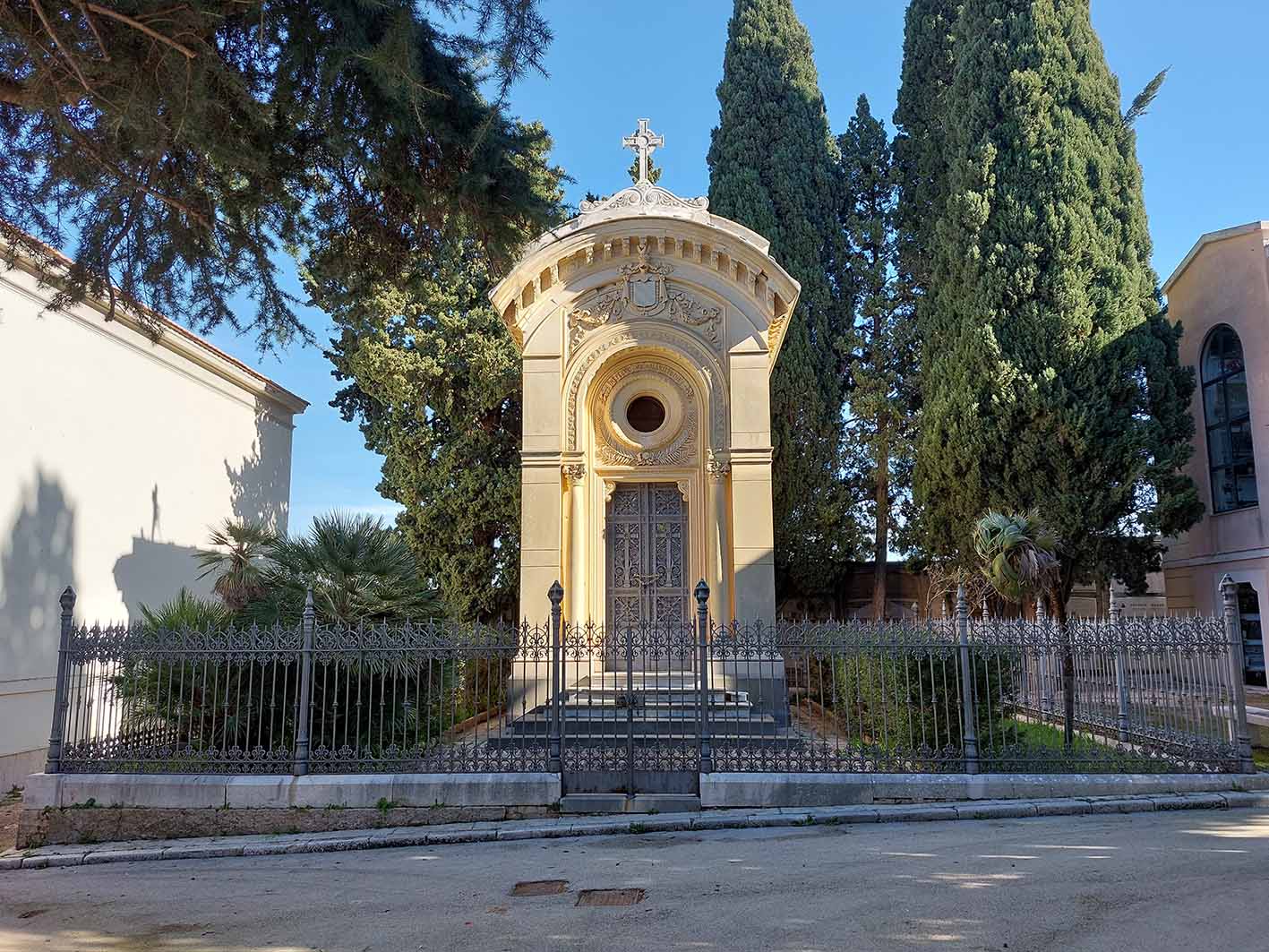 Cappella cimiteriale del Principe de Sangro (cappella, cimiteriale) - Torremaggiore (FG) 