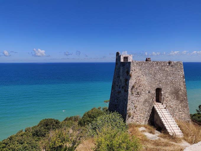 Torre di Monte Pucci (torre, costiera) - Peschici (FG) 