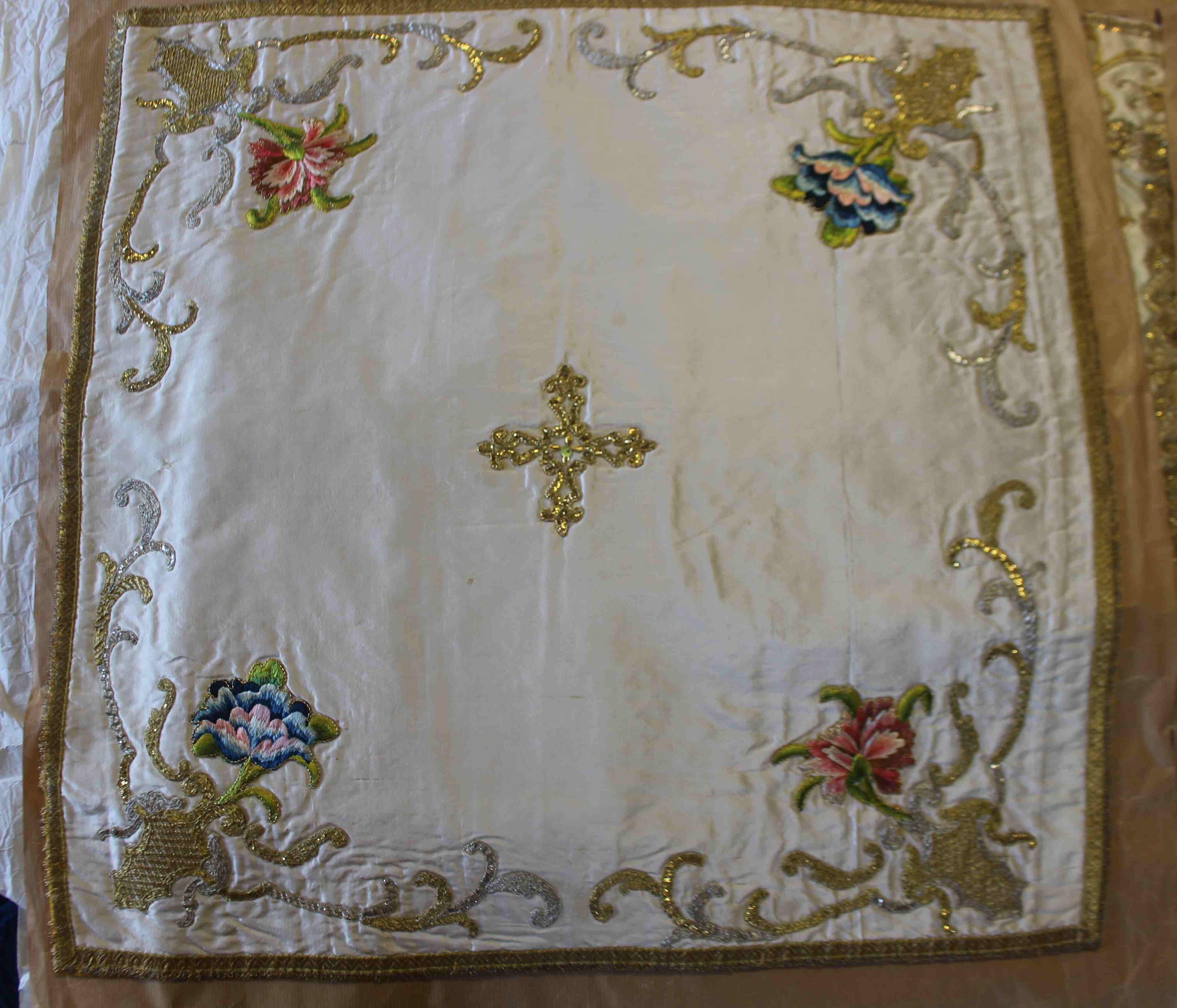 velo di calice, opera isolata - bottega umbra (sec. XVIII)