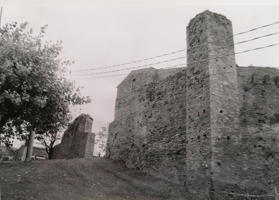 Mura difensive di San Clemente (mura, difensive urbane) - San Clemente (RN) 