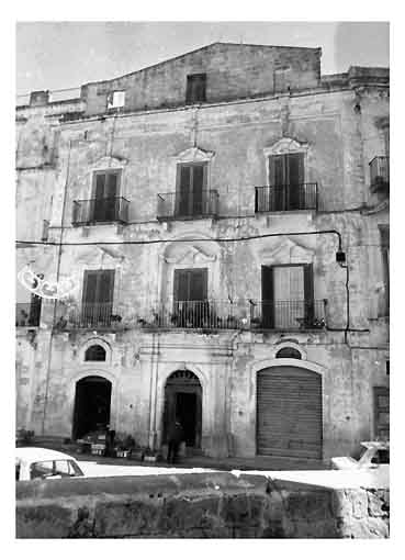 PALAZZO POPOLIZIO in VIA MARCONI, 17 (palazzo) - Gravina in Puglia (BA) 