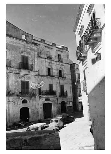 PALAZZO in VIA MARCONI, 23 (palazzo) - Gravina in Puglia (BA) 