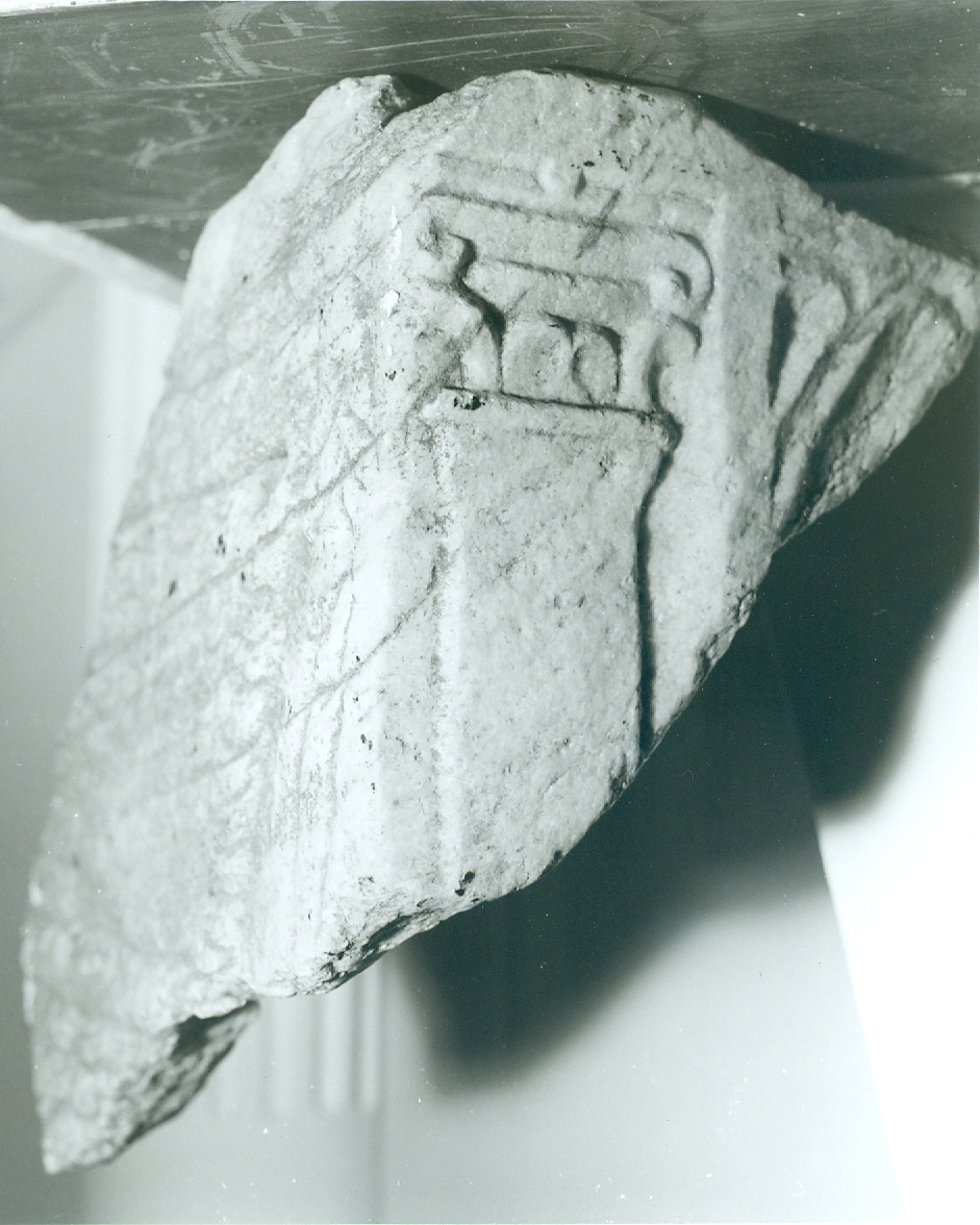 sarcofago (SECOLI/ ARCHI DI SECOLI/ III-IV)