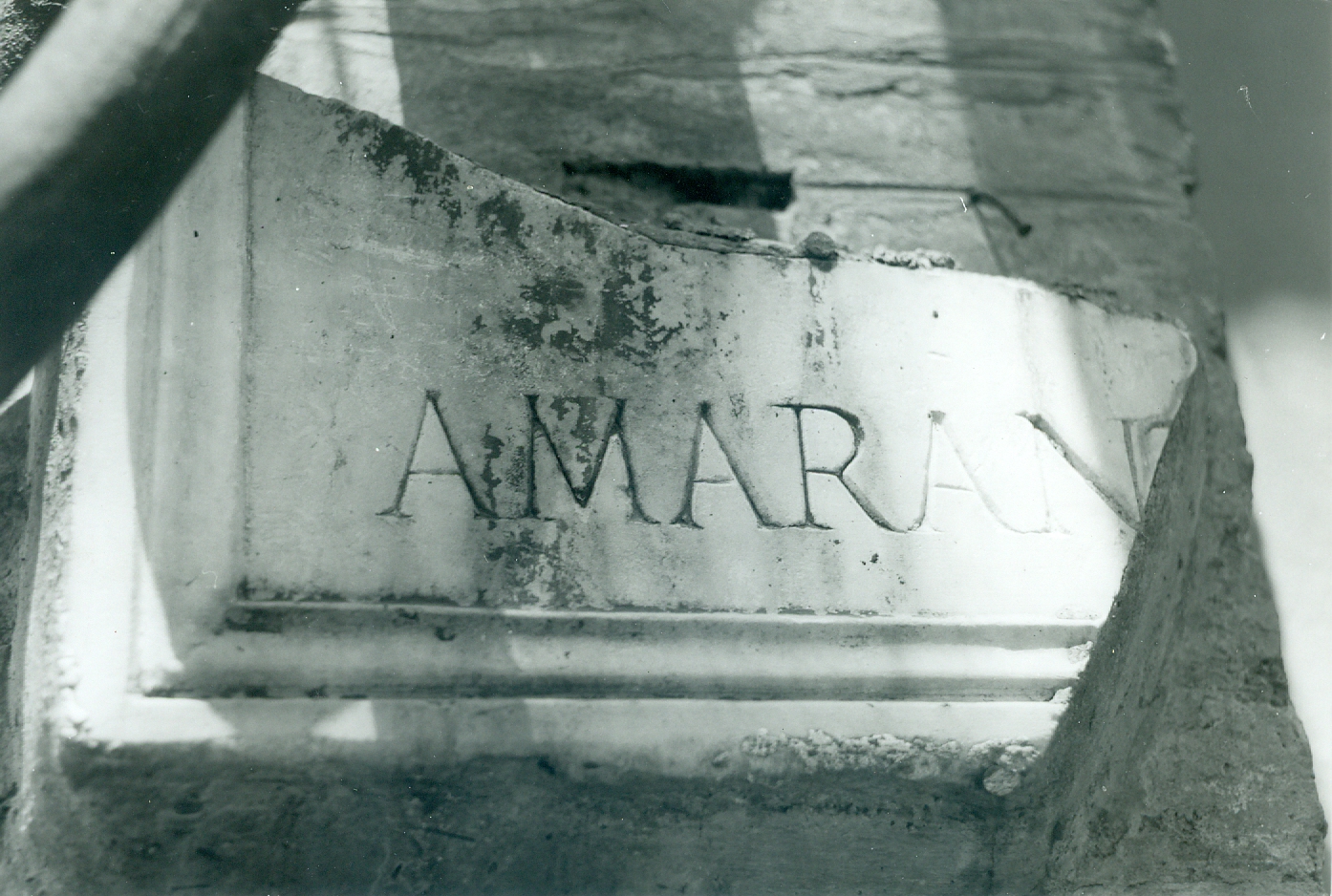 lastra, con iscrizione (SECOLI/ ARCHI DI SECOLI/ I-II)