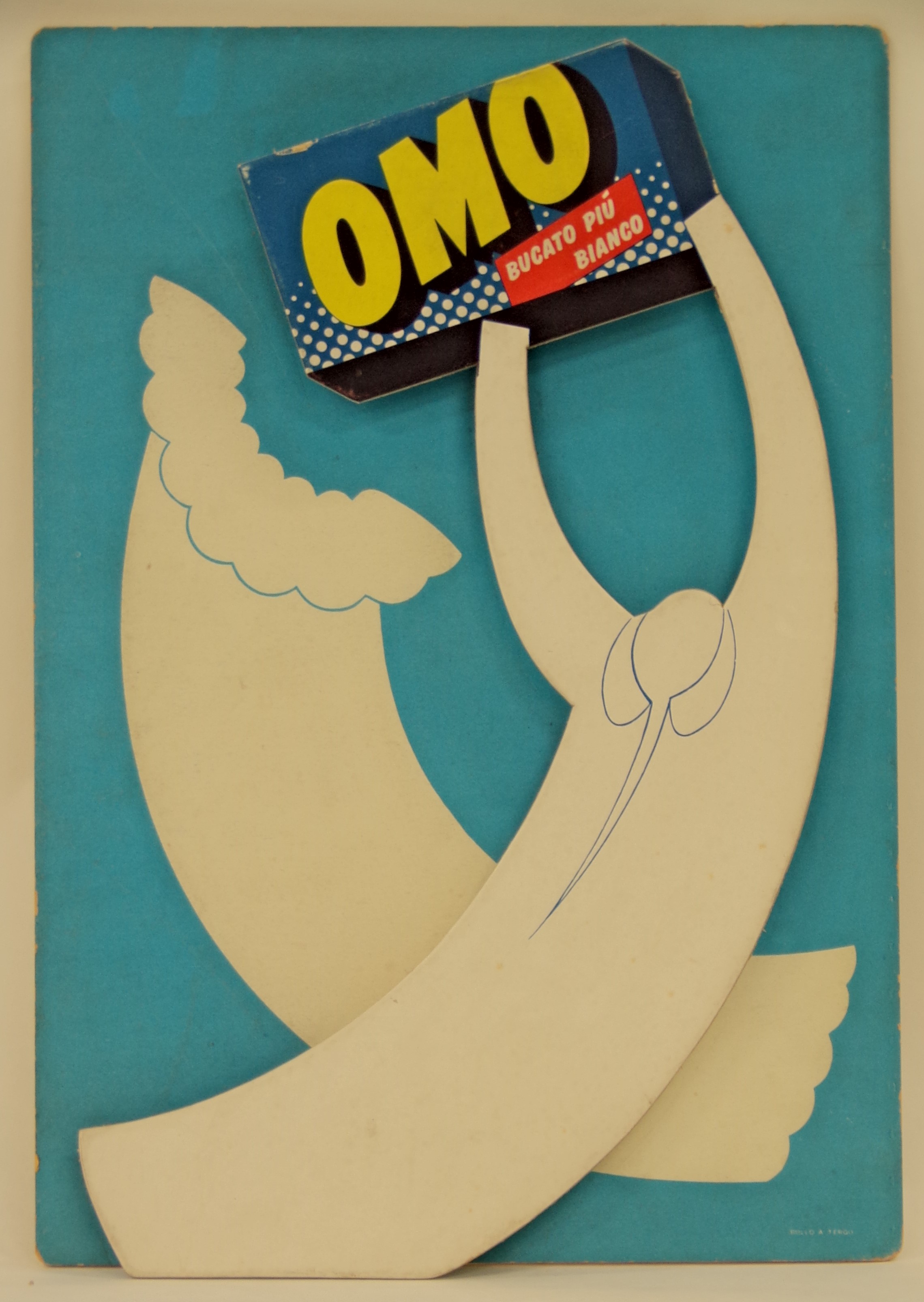 Omo bucato più bianco, in forme stilizzate, vestaglia femminile bianca e camicia maschile bianca che sembra reggere una scatola di detersivo OMO (Cartello) - ambito milanese (metà XX)