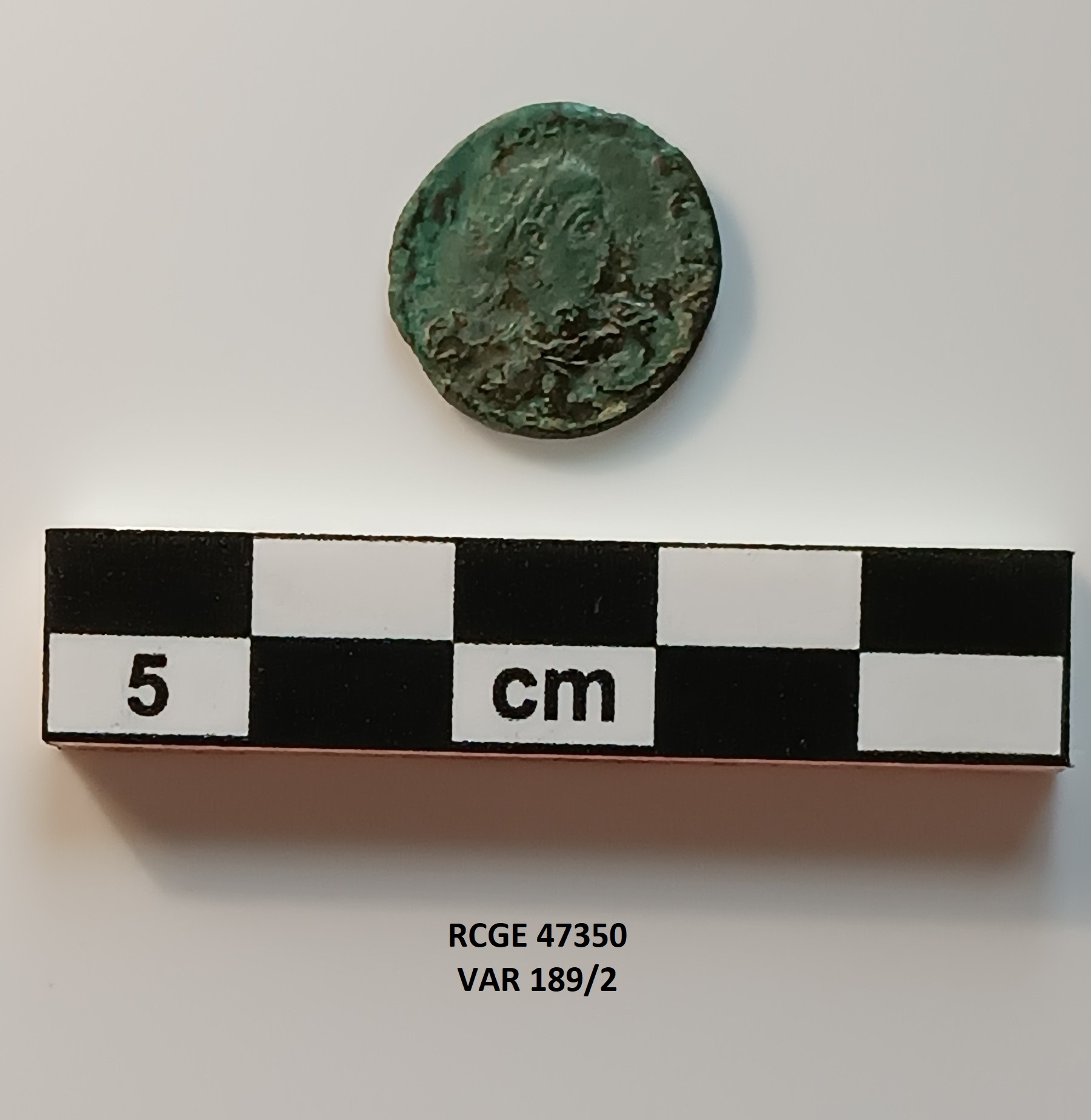 moneta - Follis ridotto - ambito romano (prima metà SECOLI/ IV)