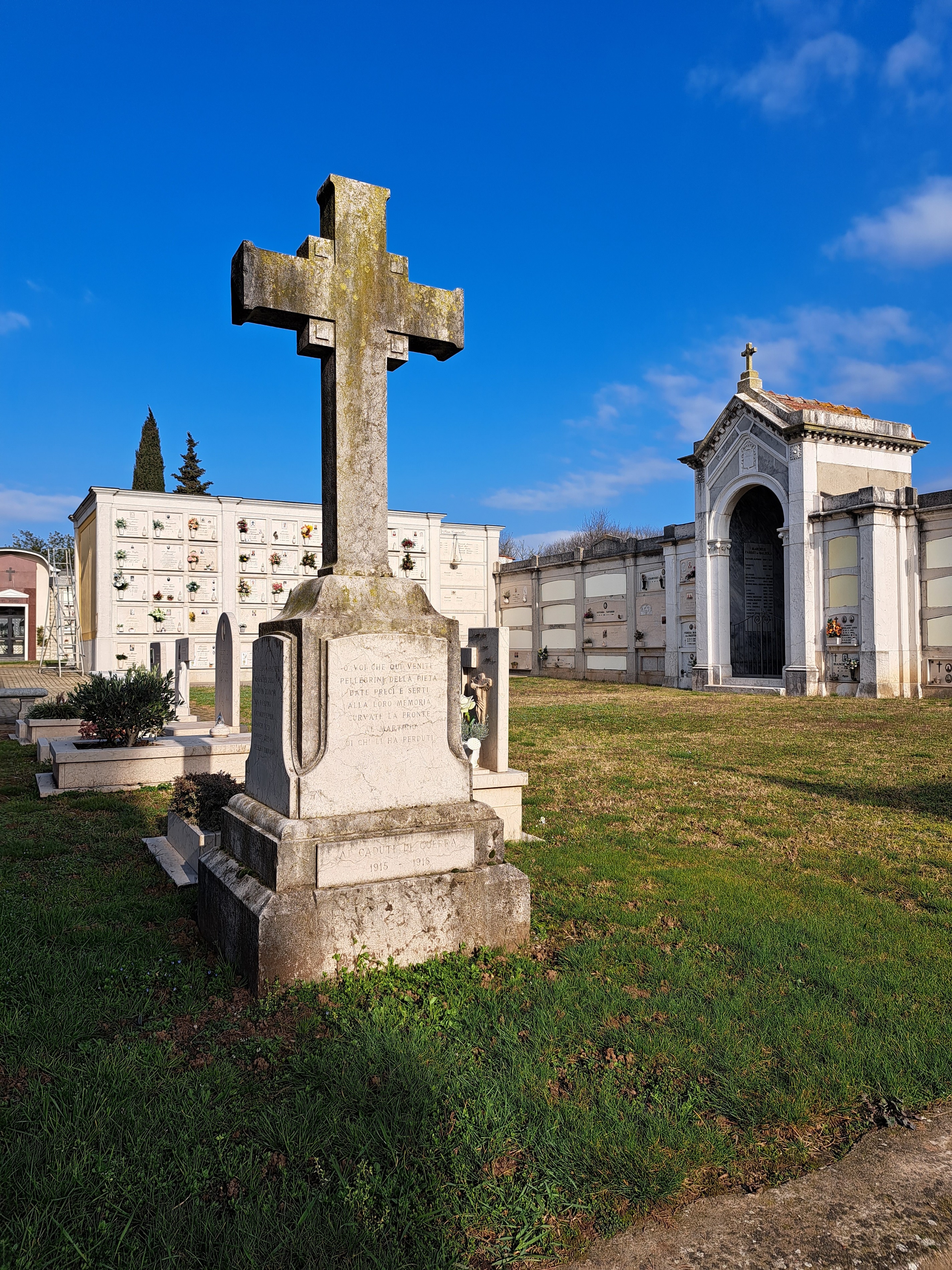 Croce di Cristo (monumento ai caduti - a cippo, opera isolata) - ambito bresciano (primo quarto XX)