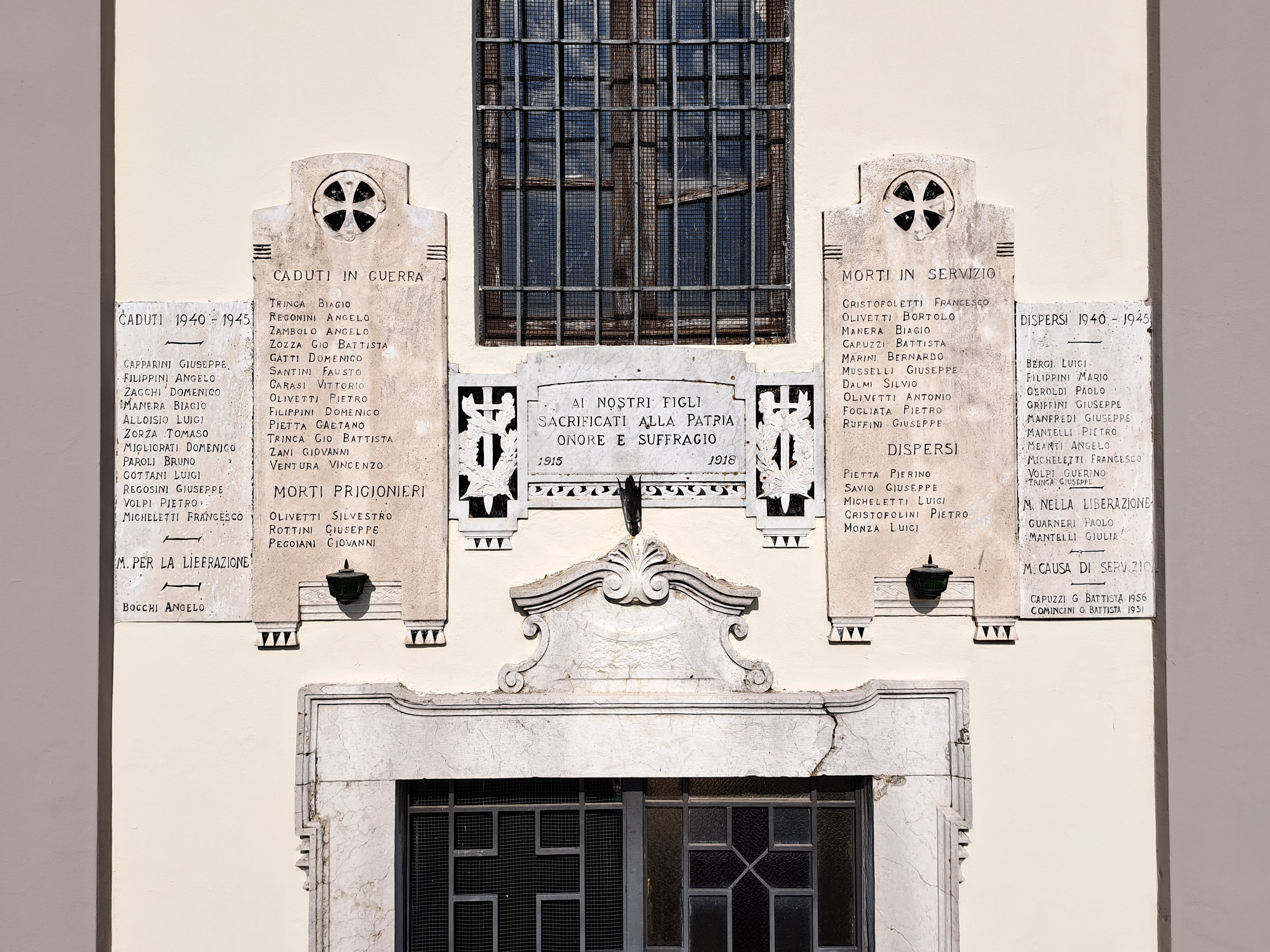 Tropaion, Croce di Cristo (monumento ai caduti - a lapide, ciclo) - ambito bresciano (primo quarto, seconda metà XX, XX)