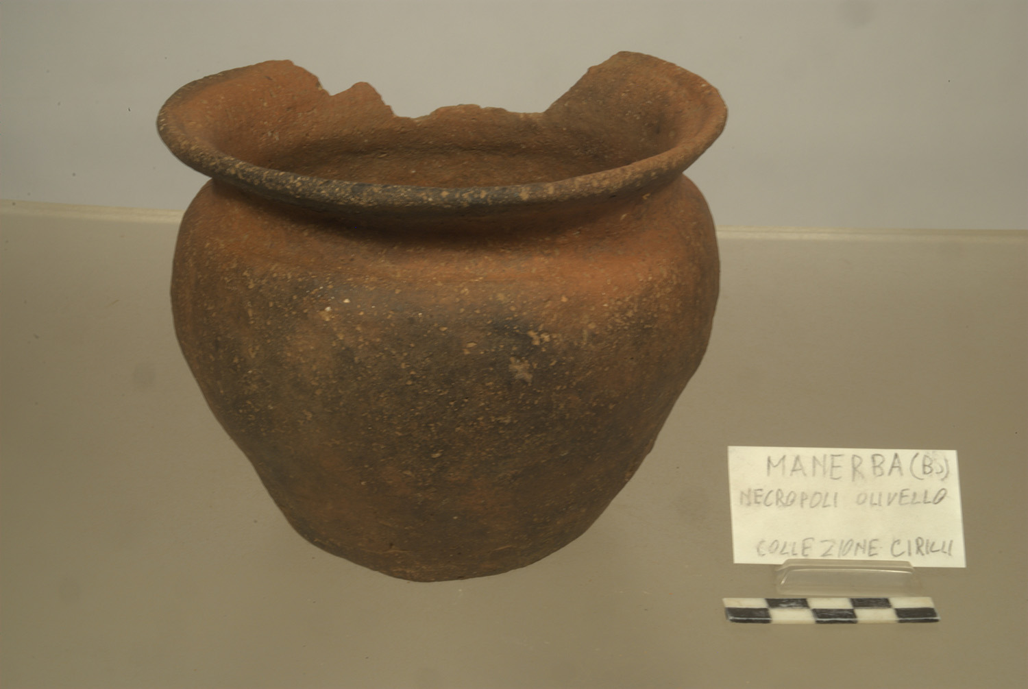 olla - Ambito romano tardo imperiale (PERIODIZZAZIONI/ STORIA/ Età antica/ Età romana/ Età romana imperiale)