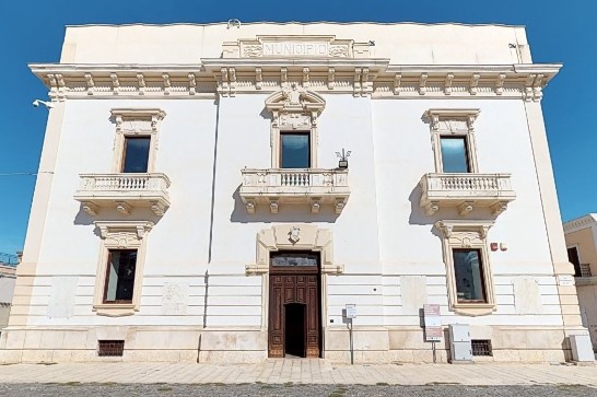 Ex Palazzo di Città (palazzo, comunale) - San Ferdinando di Puglia (BT)  (XIX)