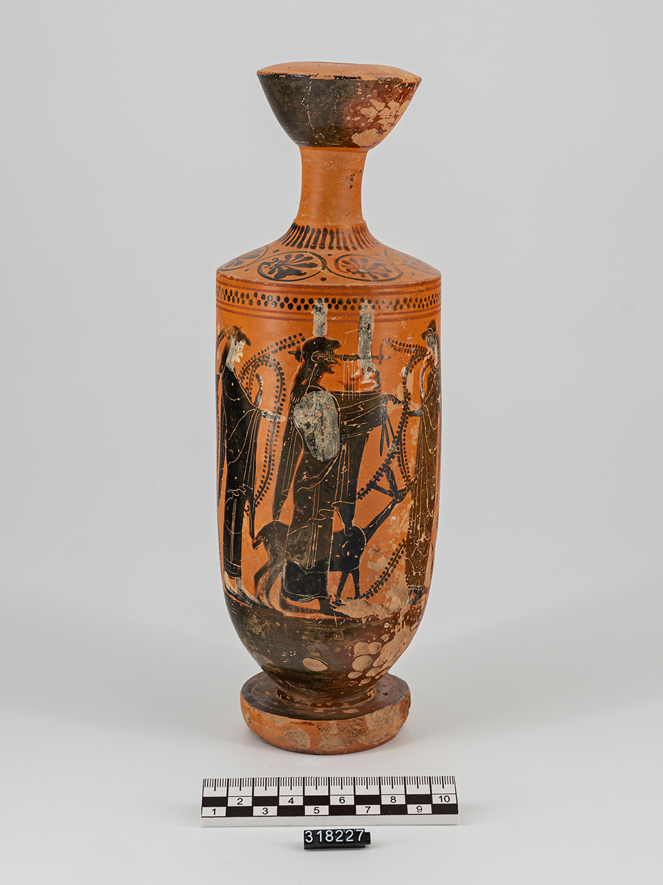 Processione con Apollo citaredo (lekithos) di pittore di Teseo (attribuito) (inizio V a.C)