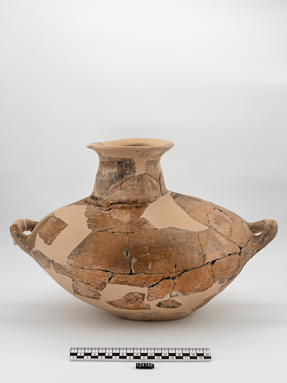 Motivi geometrici (olla) (IV a.C)