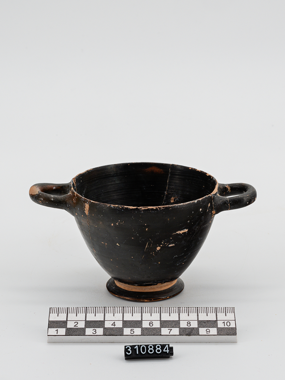 skyphos (fine/ inizio VI a.C.-V a.C)