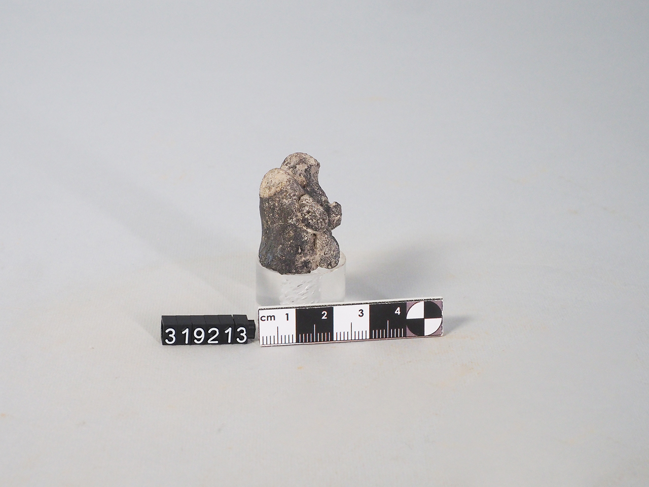 Figura maschile (idolo) - produzione micenea (XII a.c./ X a.C)