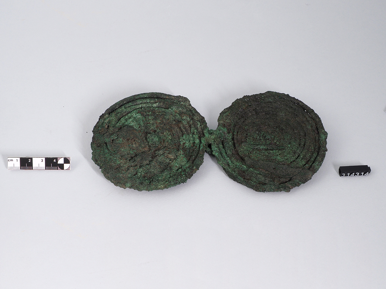 fibula/ a occhiali (VIII a.C)