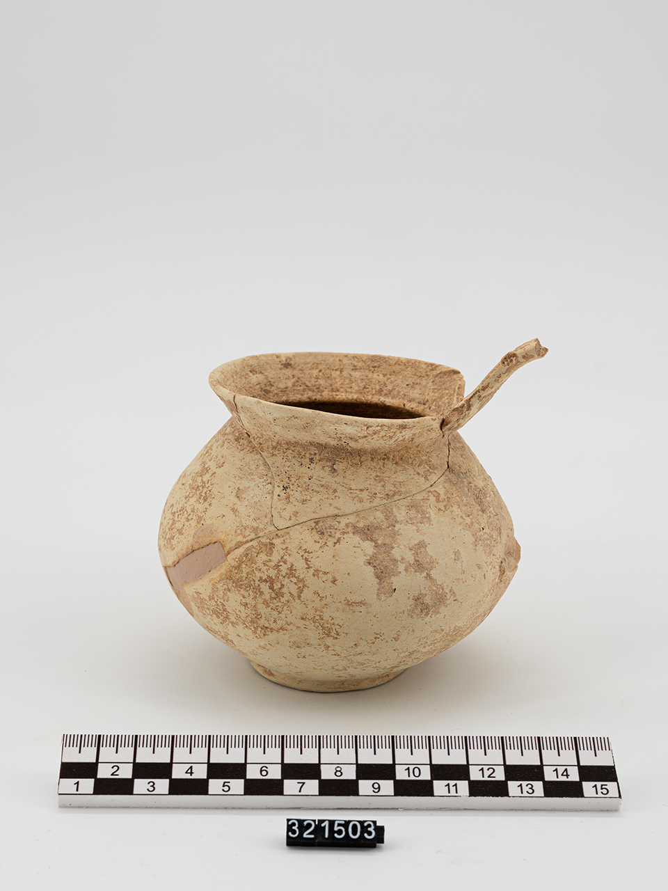 boccale - produzione enotria (VII a.C)