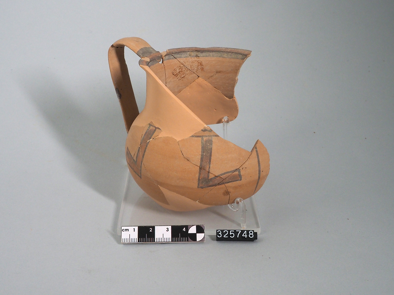 kantharos - Produzione enotria (VI a.C)