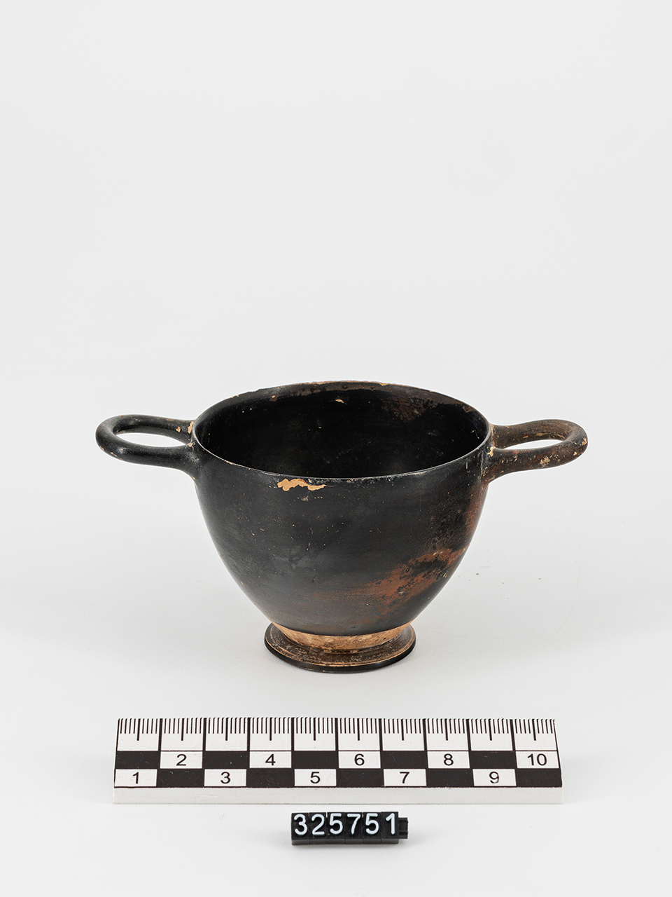 skyphos (seconda metà V a.C)