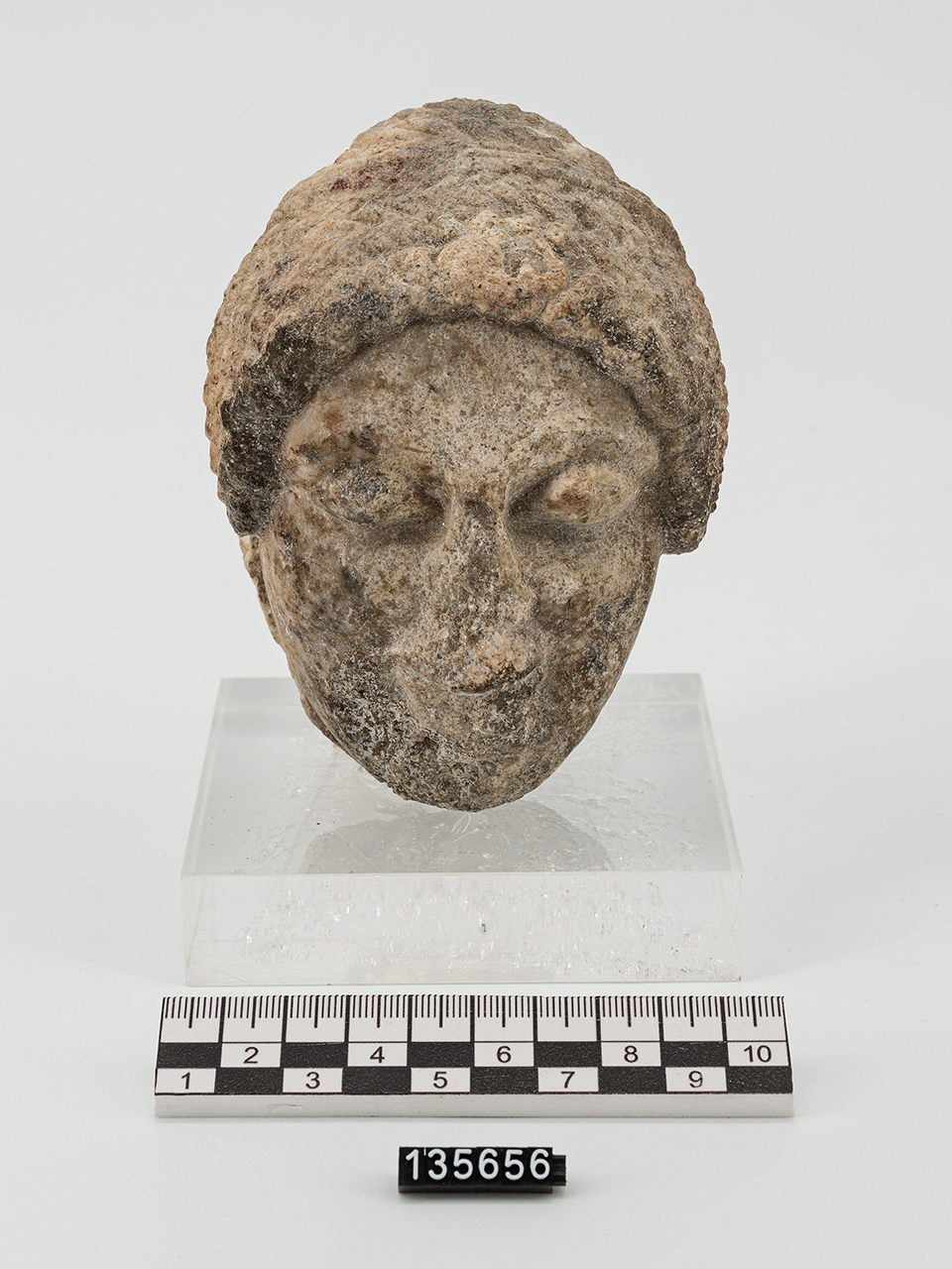 testa/ femminile - ambito coloniale (fine SECOLI/ VI a.C)