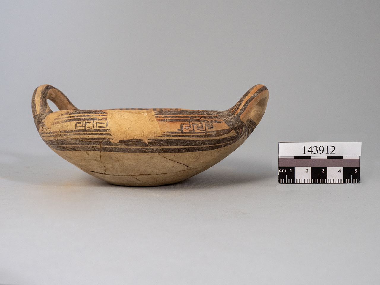 coppa/ biansata (PERIODIZZAZIONI/ PROTOSTORIA/ Età del Ferro/ Media età del Ferro)