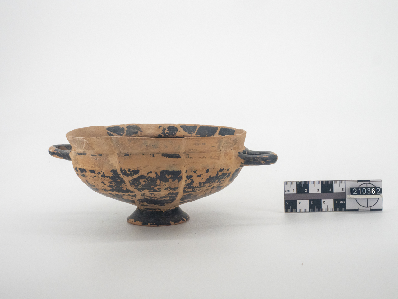 coppa (seconda metà SECOLI/ VI a.C)