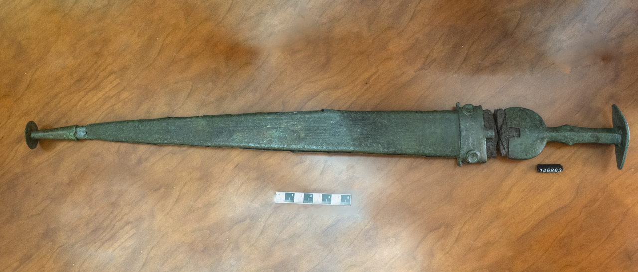 spada/ con fodero (primo quarto SECOLI/ VIII a.C)