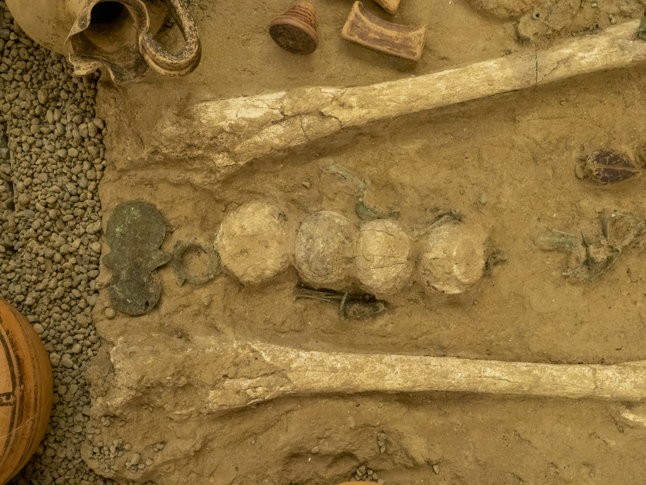 pane di terra (prima metà SECOLI/ VI a.C)