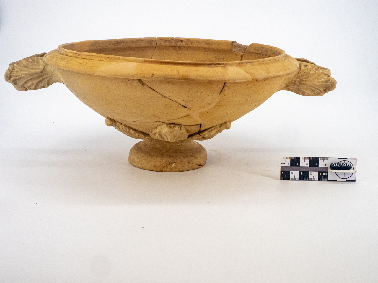 lekanis (SECOLI/ II a.C)