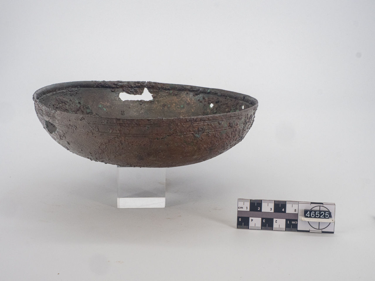 patera/ a vasca arrotondata (SECOLI/ II a.C)