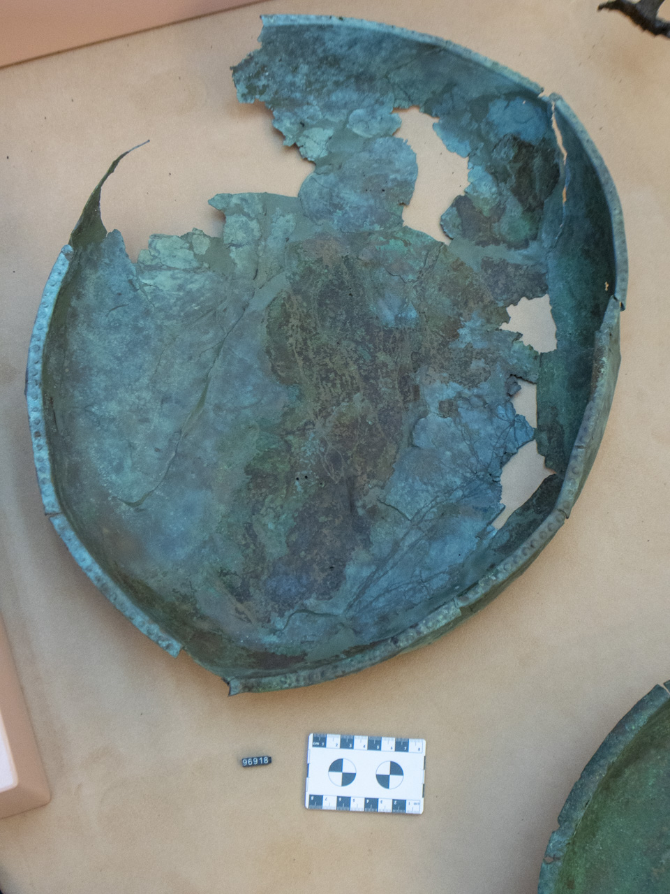 bacile, "ad orlo perlinato" tipo C (SECOLI/ VI a.C)