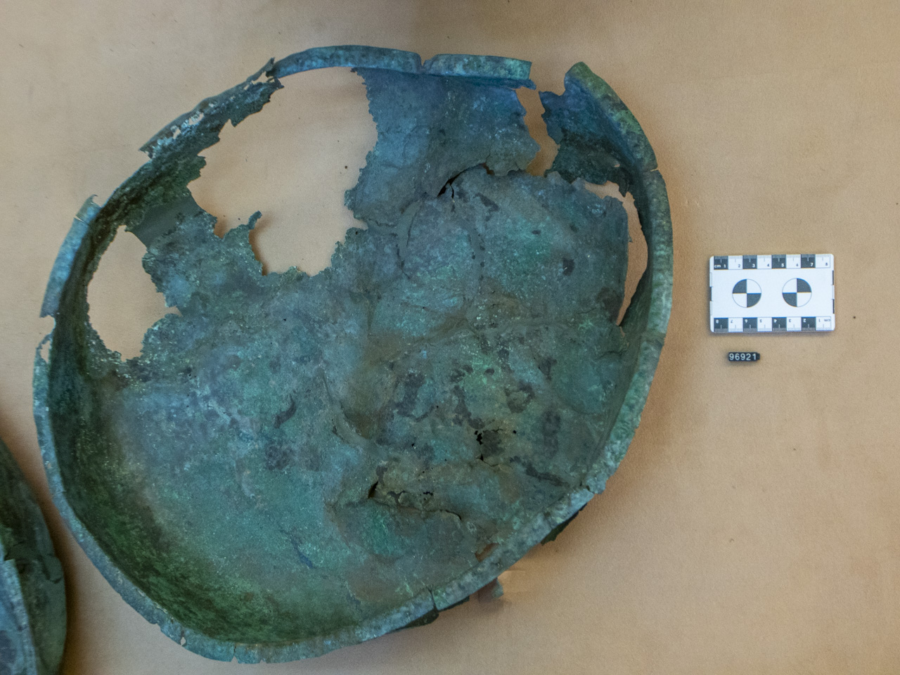 bacile, "ad orlo perlinato" tipo C (SECOLI/ VI a.C)