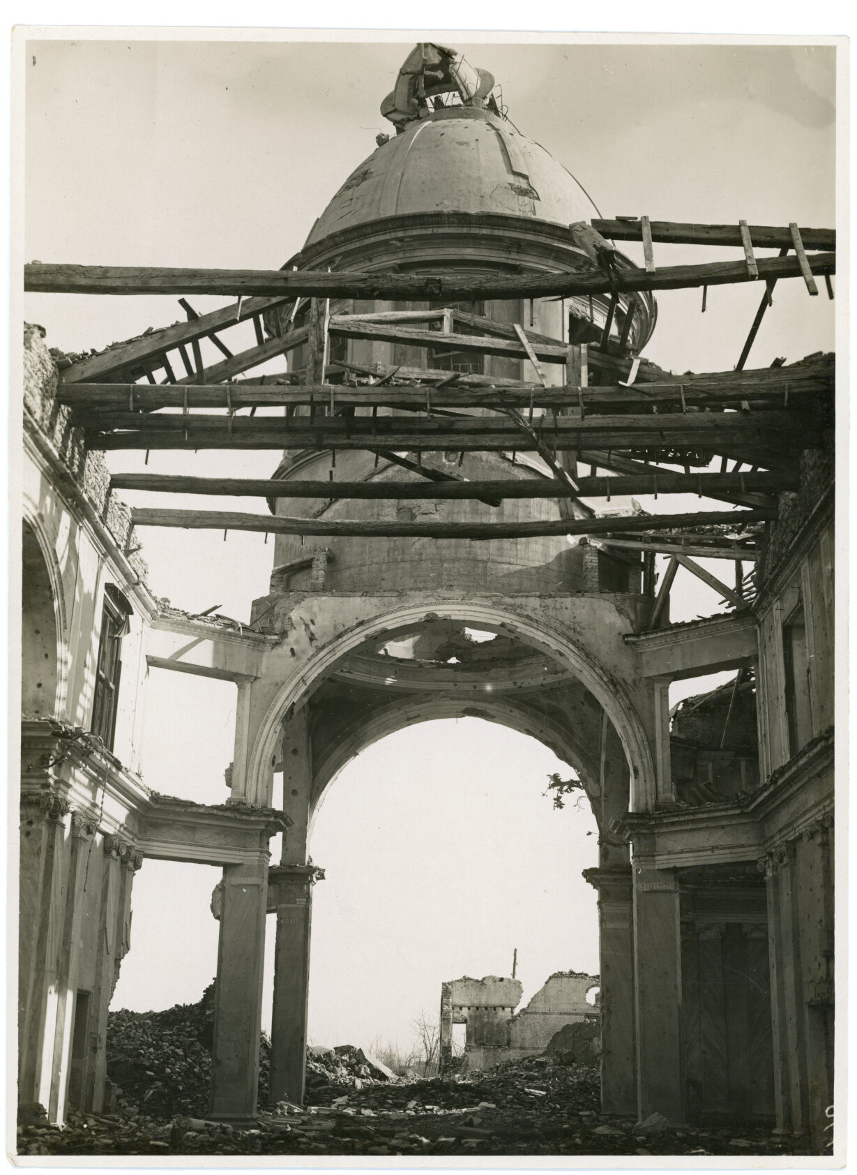 Chiese - Spresiano - Chiesa della Santissima Trinità (positivo) di Servizio fotografico del Comando Supremo (laboratorio) (XX)