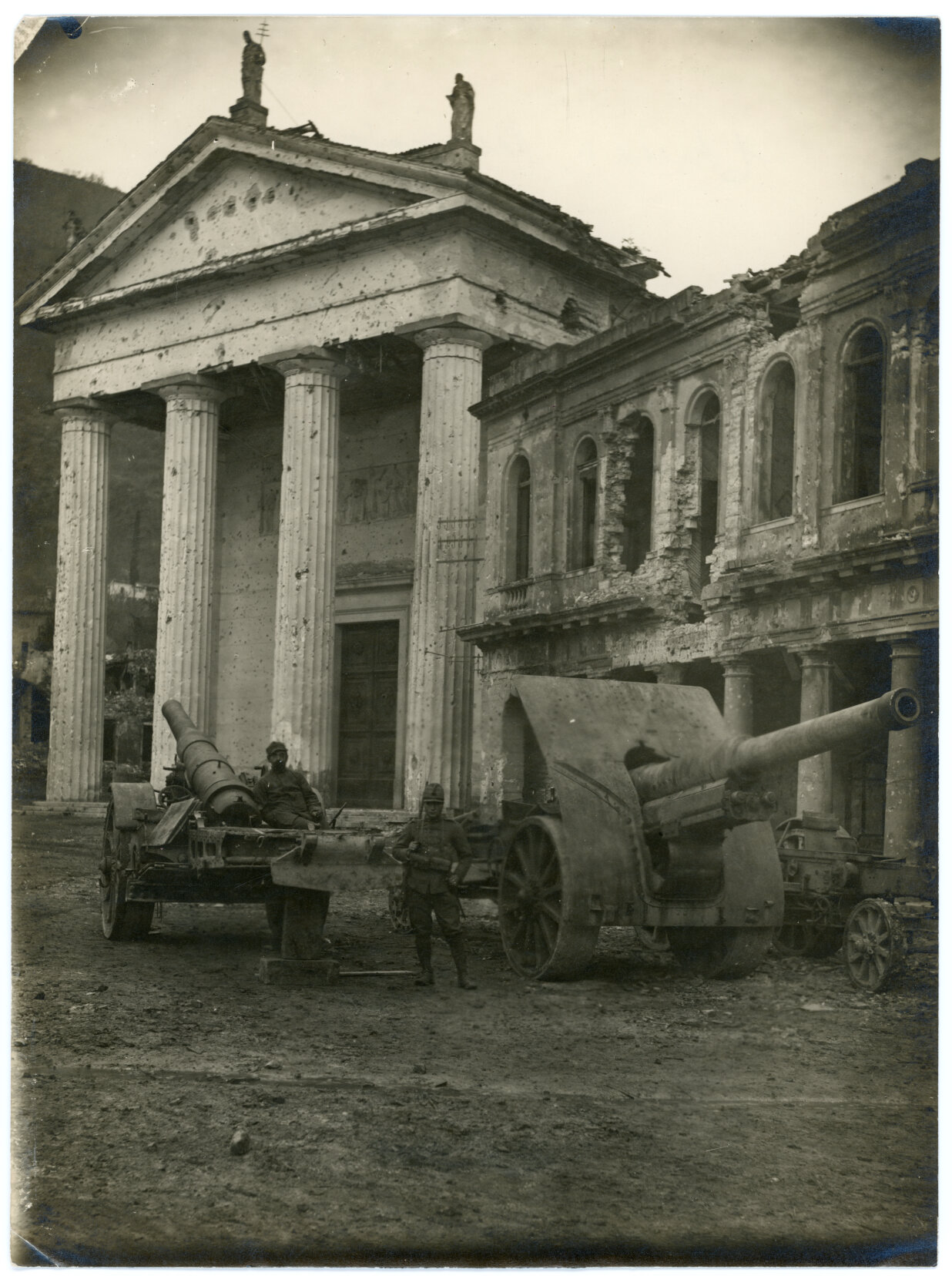 Guerra mondiale 1914-1918 - Danni di guerra (positivo) di Servizio fotografico del Comando Supremo (laboratorio) (XX)