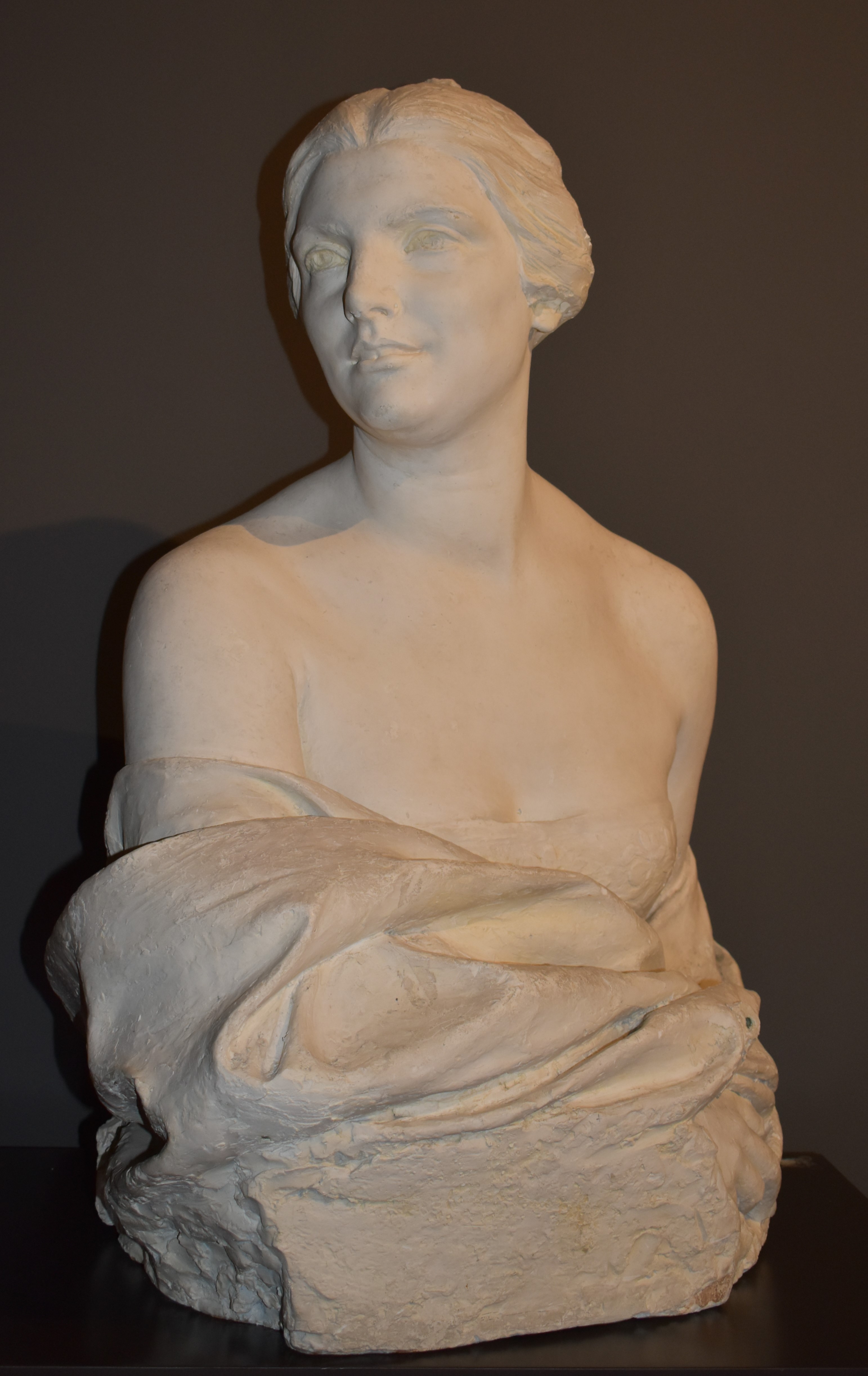 Busto ritratto della Baronessa von Brentano, busto di donna (scultura, opera isolata) di Jerace Francesco (anni trenta sec. XX)