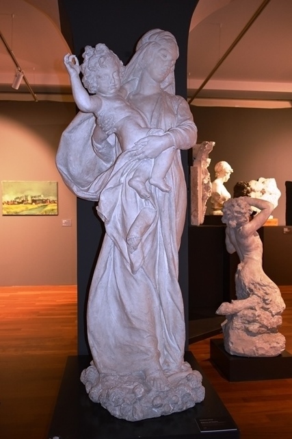 Madonna del Rosario, Madonna con Bambino (statua, opera isolata) di Jerace Francesco - bottega napoletana (sec. XX)
