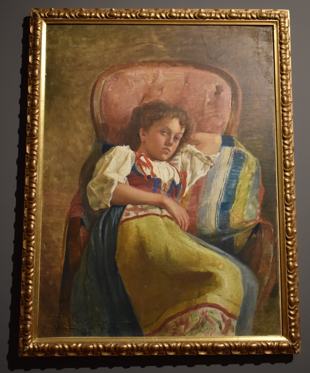 Giovinetta in costume di Tiriolo, interno con figura femminile (dipinto, opera isolata) di Tomaini Guglielmo (terzo quarto XIX)