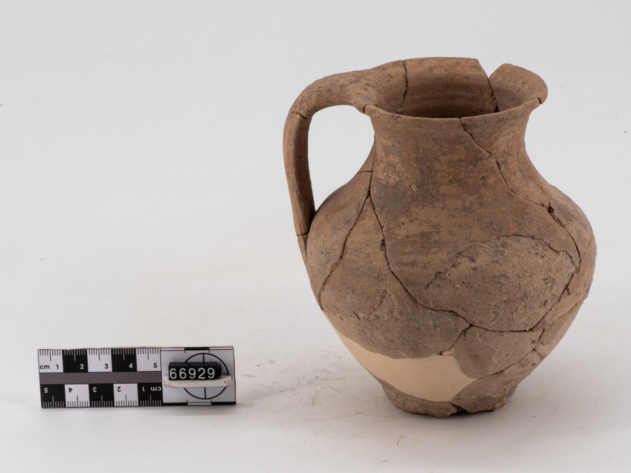 oinochoe (fine/ metà V a.C.-IV a.C)