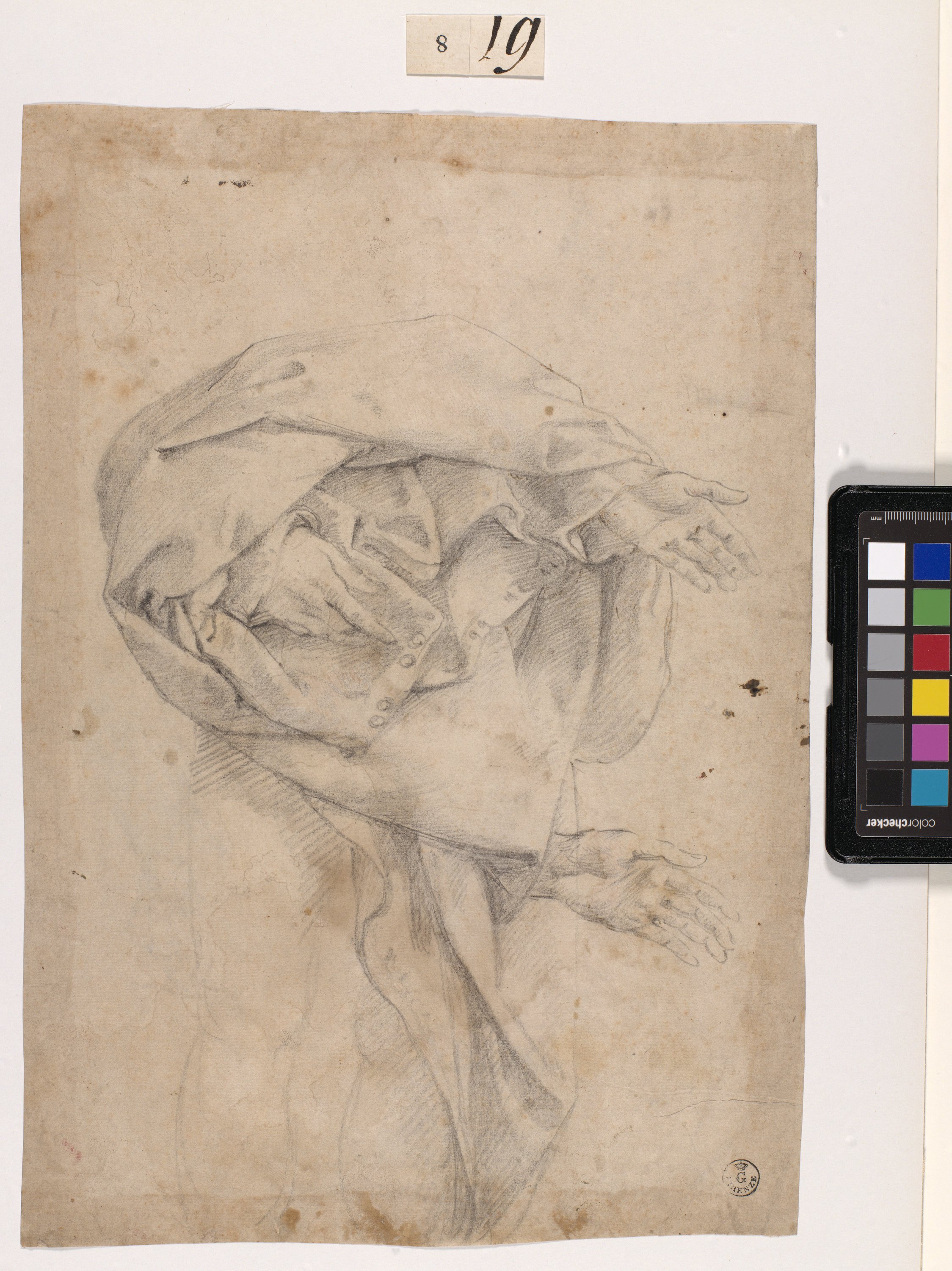studio di panneggio per figura volta a destra e di mani (disegno) di Allori Alessandro (fine XVI)