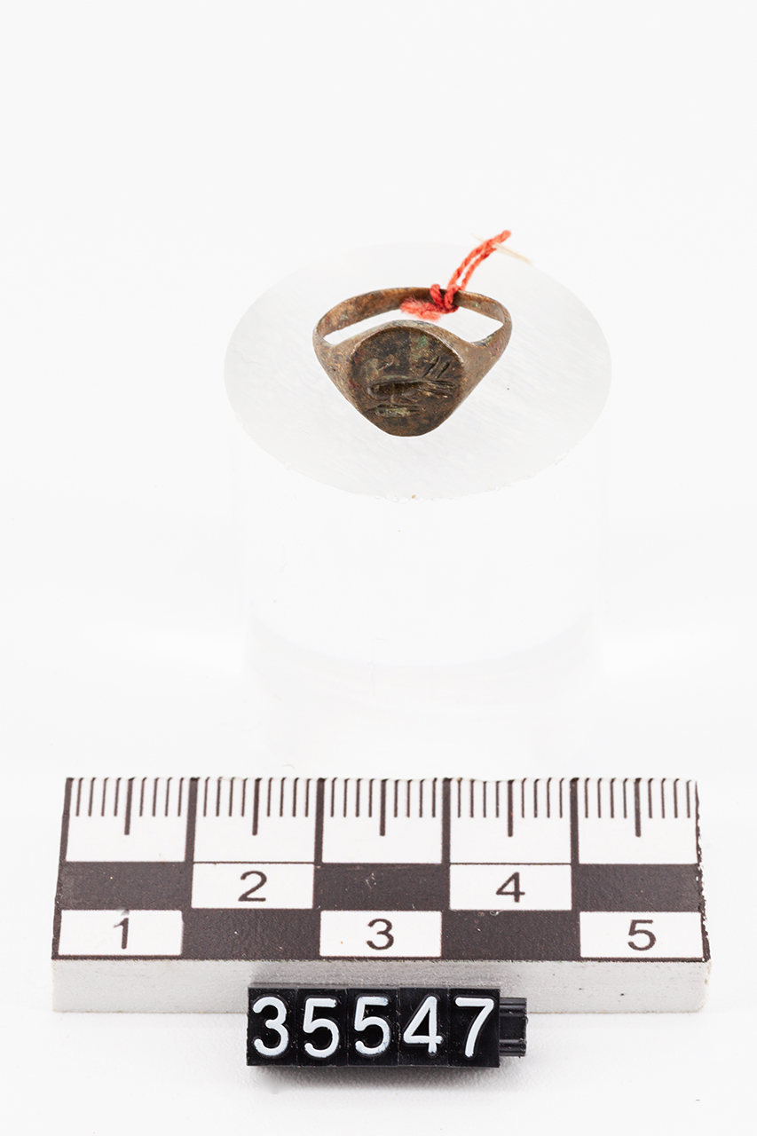 Offerte funebri (anello/ digitale) (SECOLI/ IV a.C)