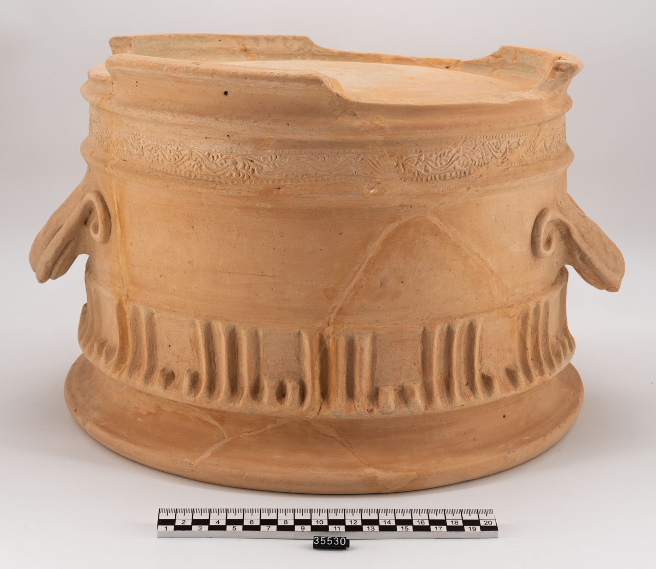 urna/ coperchio (SECOLI/ IV a.C)