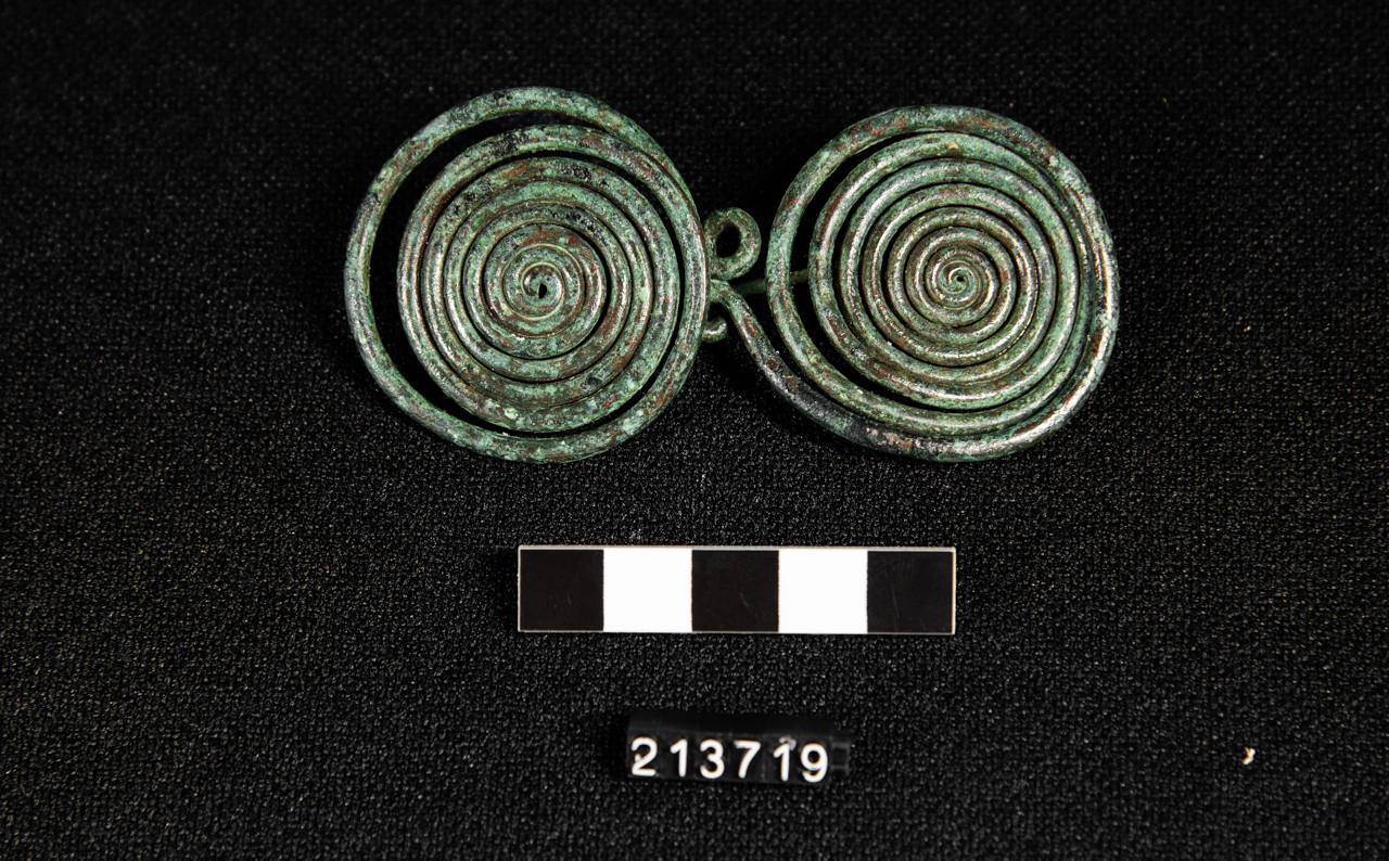 fibula/ a occhiali (SECOLI/ VIII a.C)