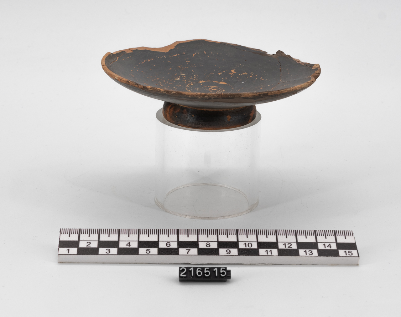 piatto (fine SECOLI/ IV a.C)