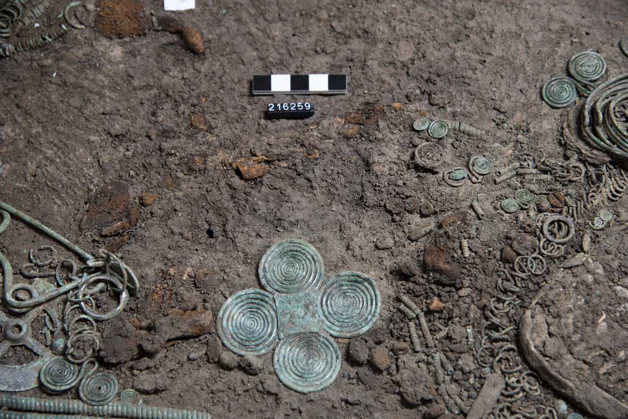 collana (prima metà SECOLI/ IX a.C)